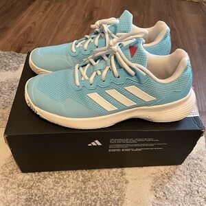Adidas Game Court 2 sneaker- 8.5